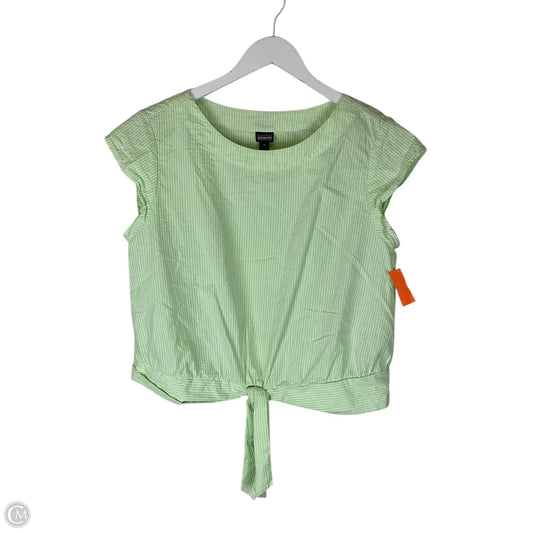 Top Short Sleeve By Patagonia In Green, Size: M