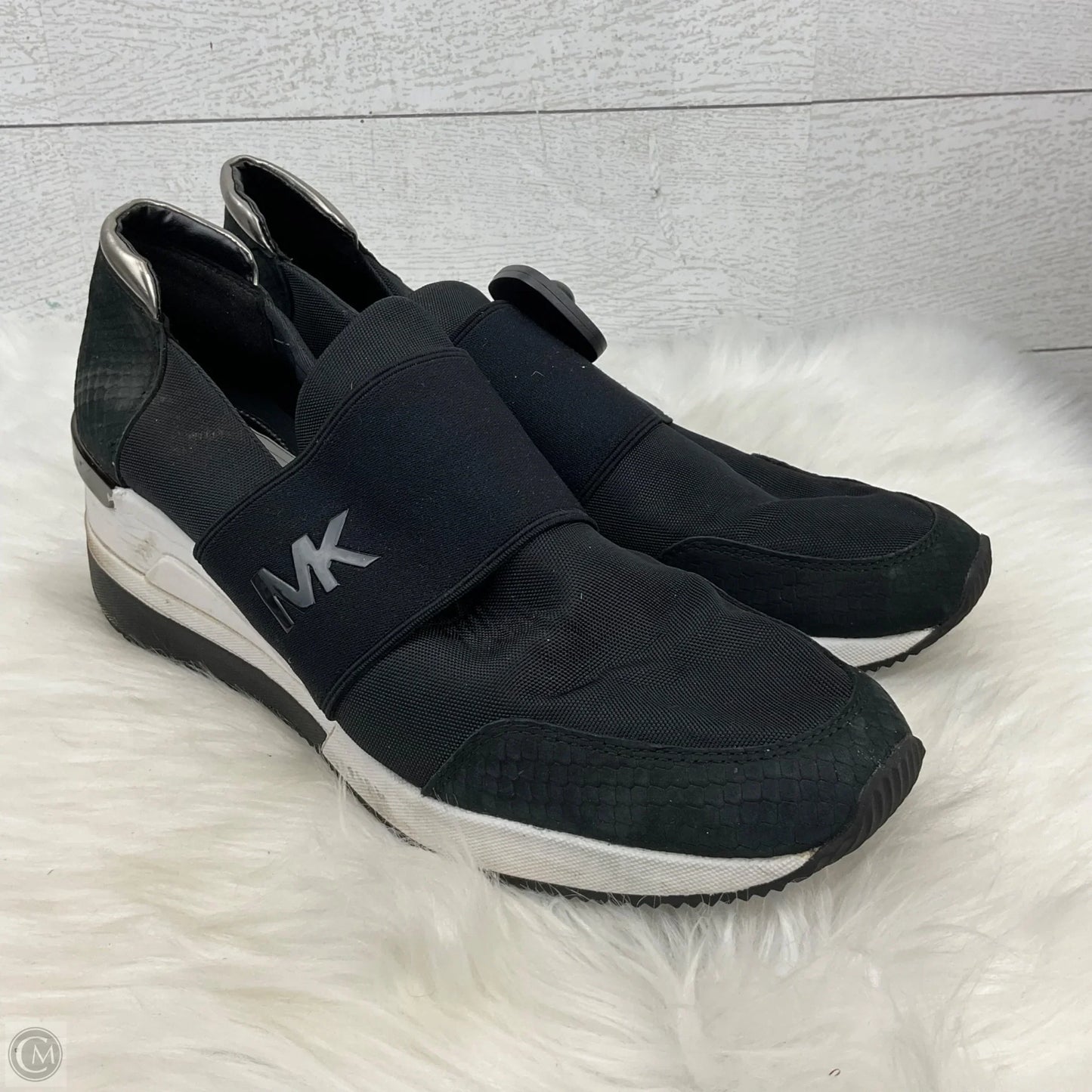 Shoes Designer By Michael Kors In Black, Size: 11