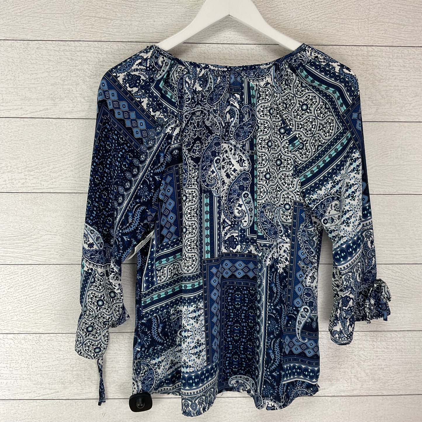 Top Long Sleeve By Skies Are Blue In Blue, Size: S