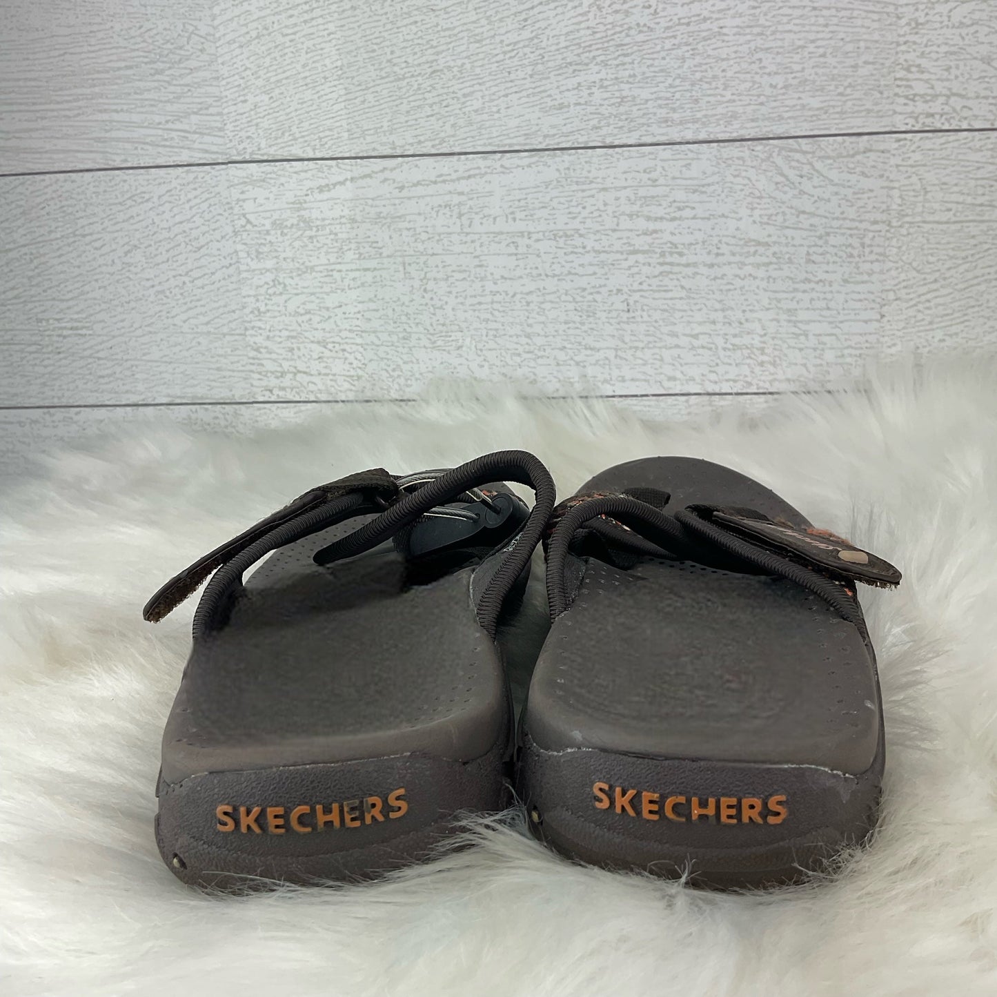 Brown Sandals Flats Skechers, Size 8