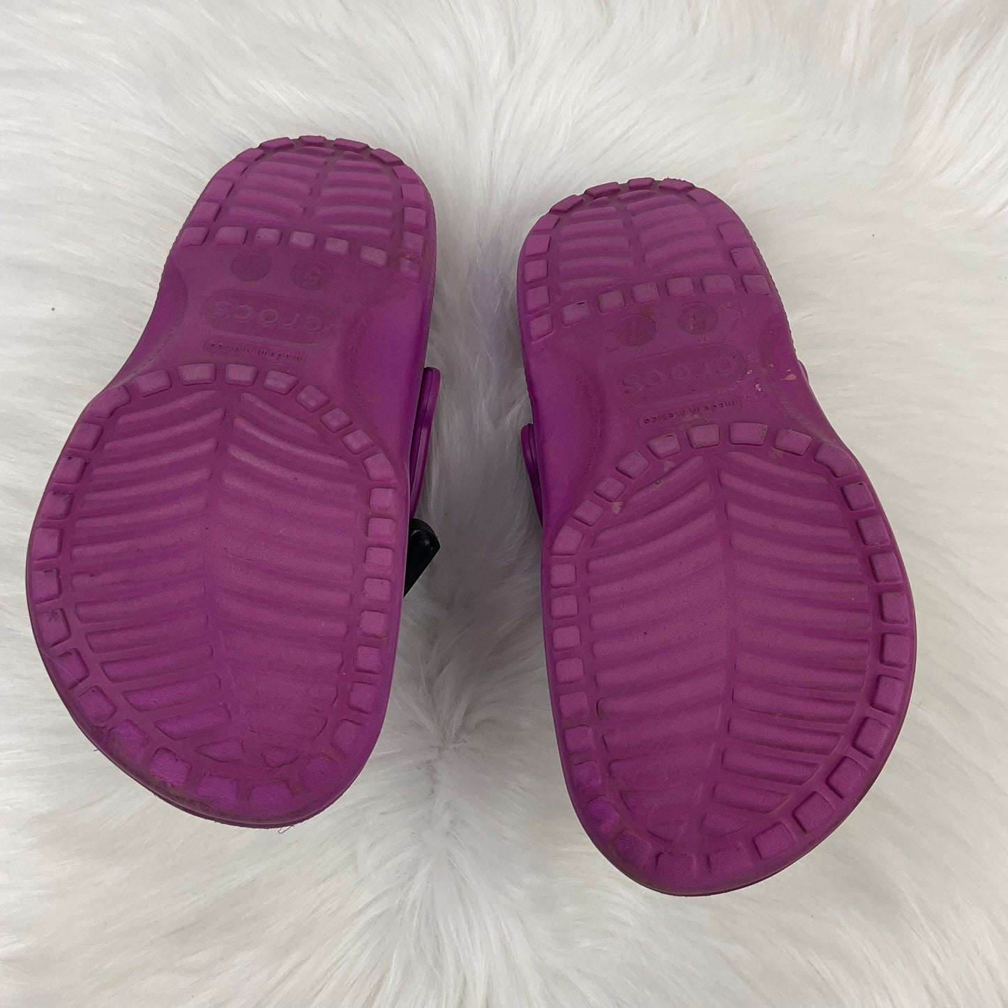 Sandals Sport By Crocs In Purple, Size: 7