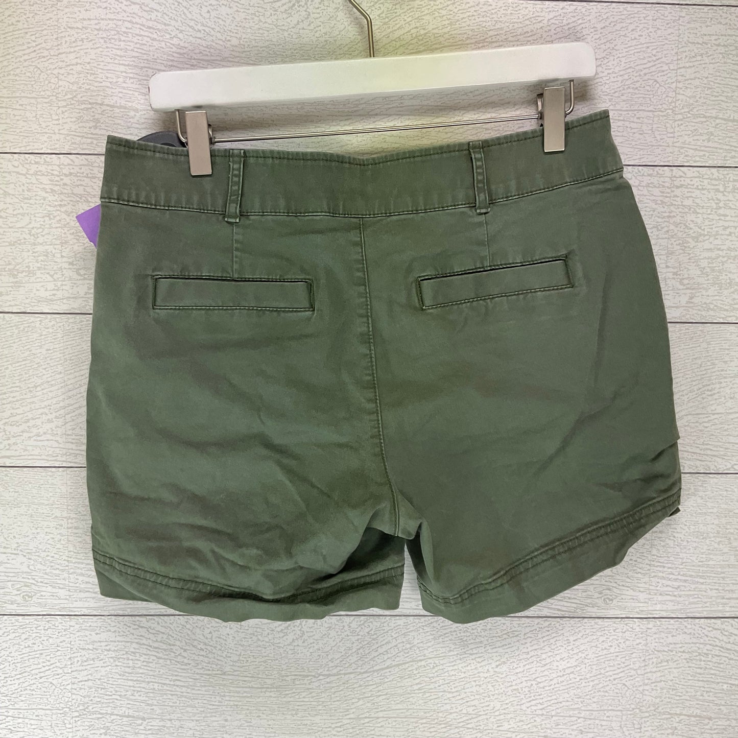 Green Shorts Gap, Size 6