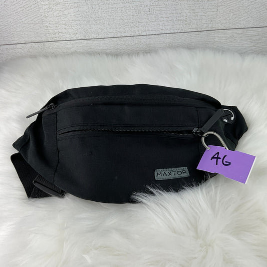 Belt Bag By Clothes Mentor, Size: Medium