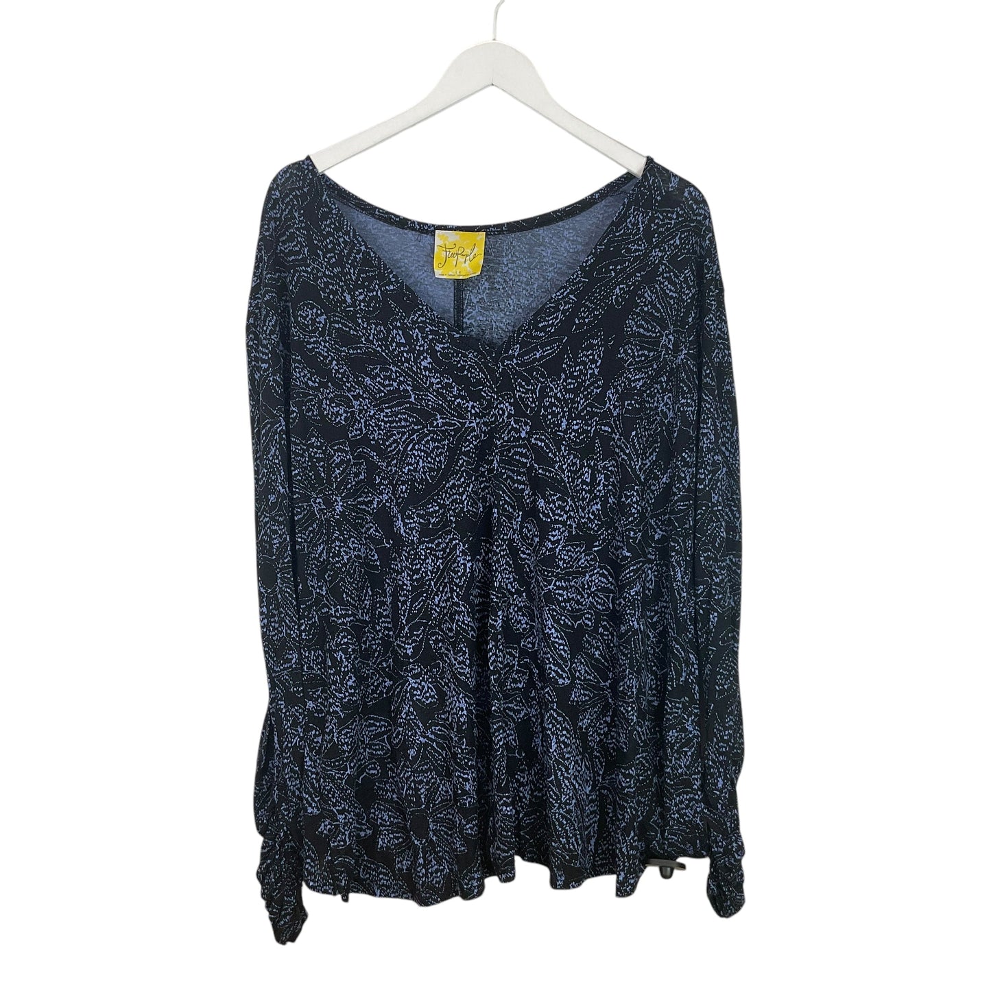 Top Long Sleeve By Free People In Black & Blue, Size: L