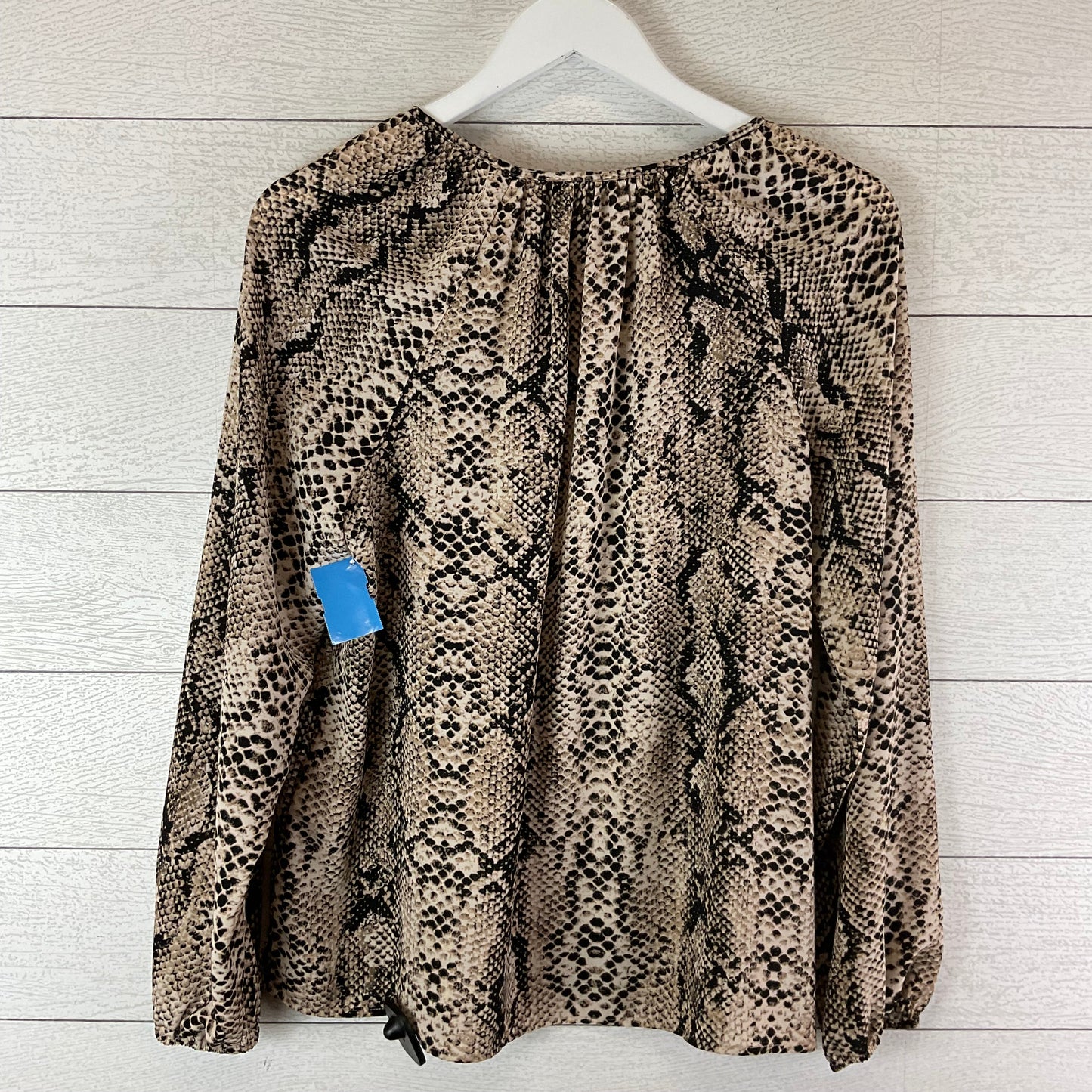 Top Long Sleeve By Clothes Mentor In Snakeskin Print, Size: S