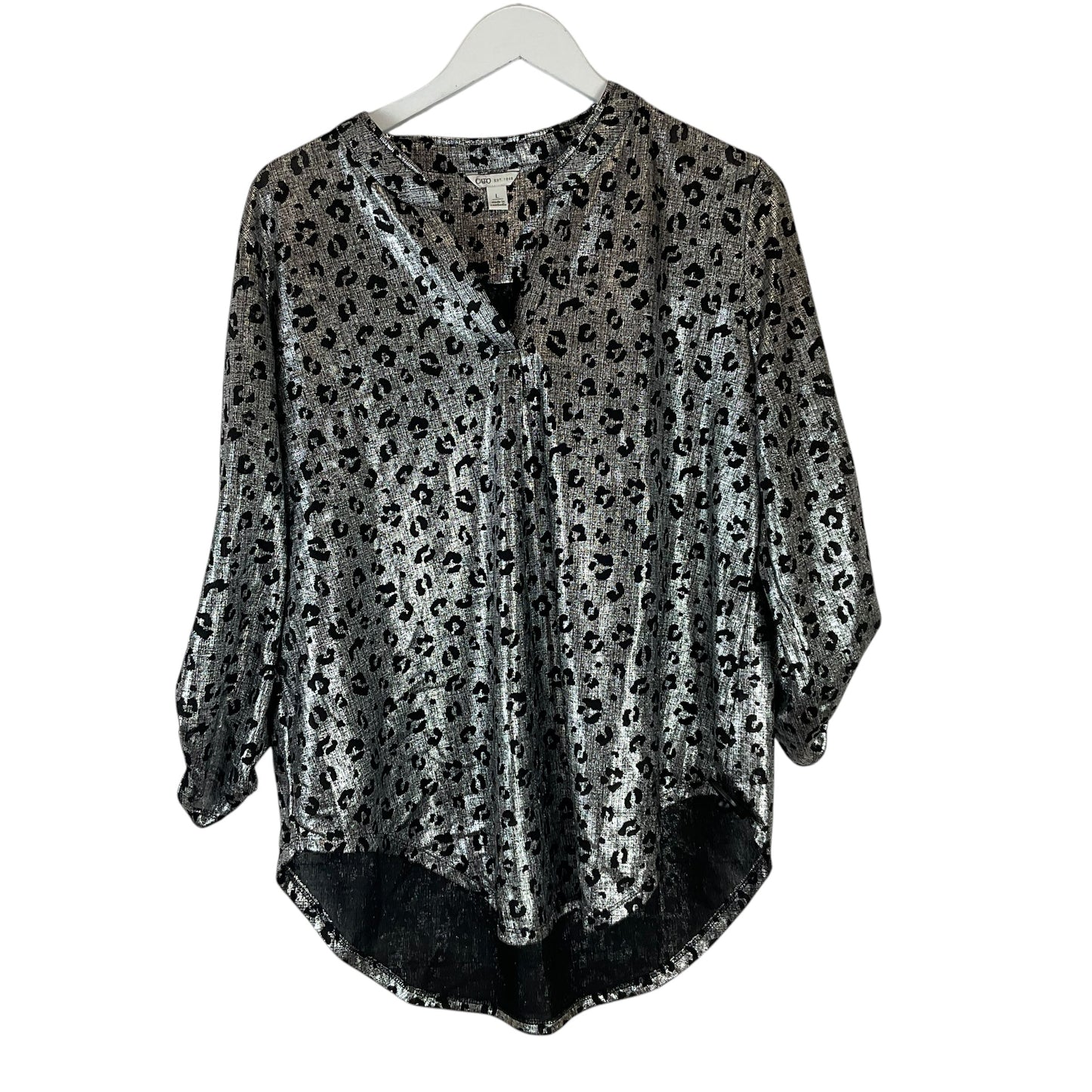 Top Long Sleeve By Cato In Silver, Size: L