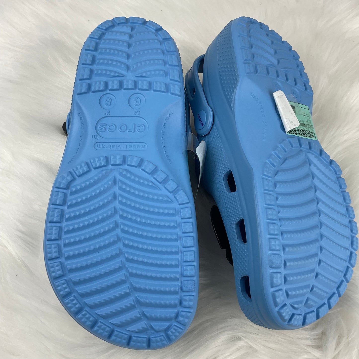 Shoes Flats By Crocs In Blue, Size: 8