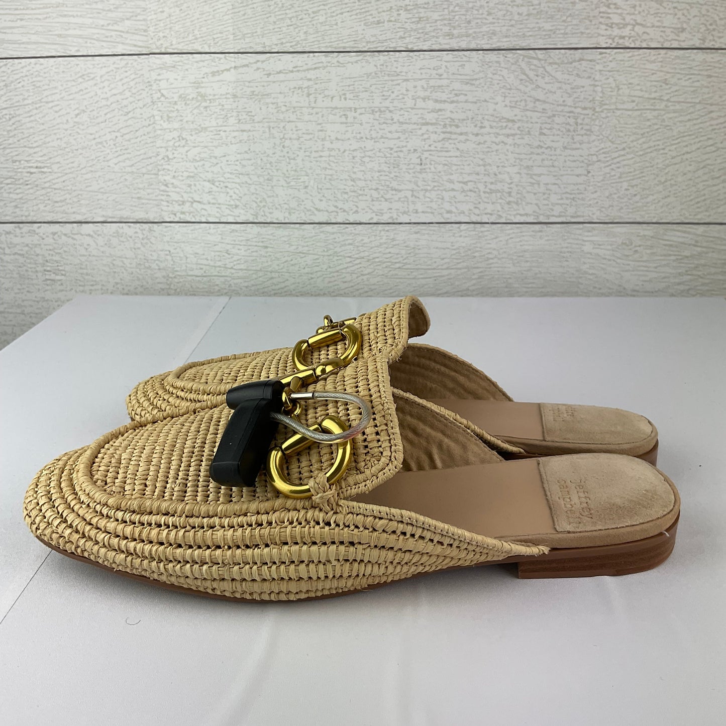 Tan Shoes Flats Jeffery Campbell, Size 6