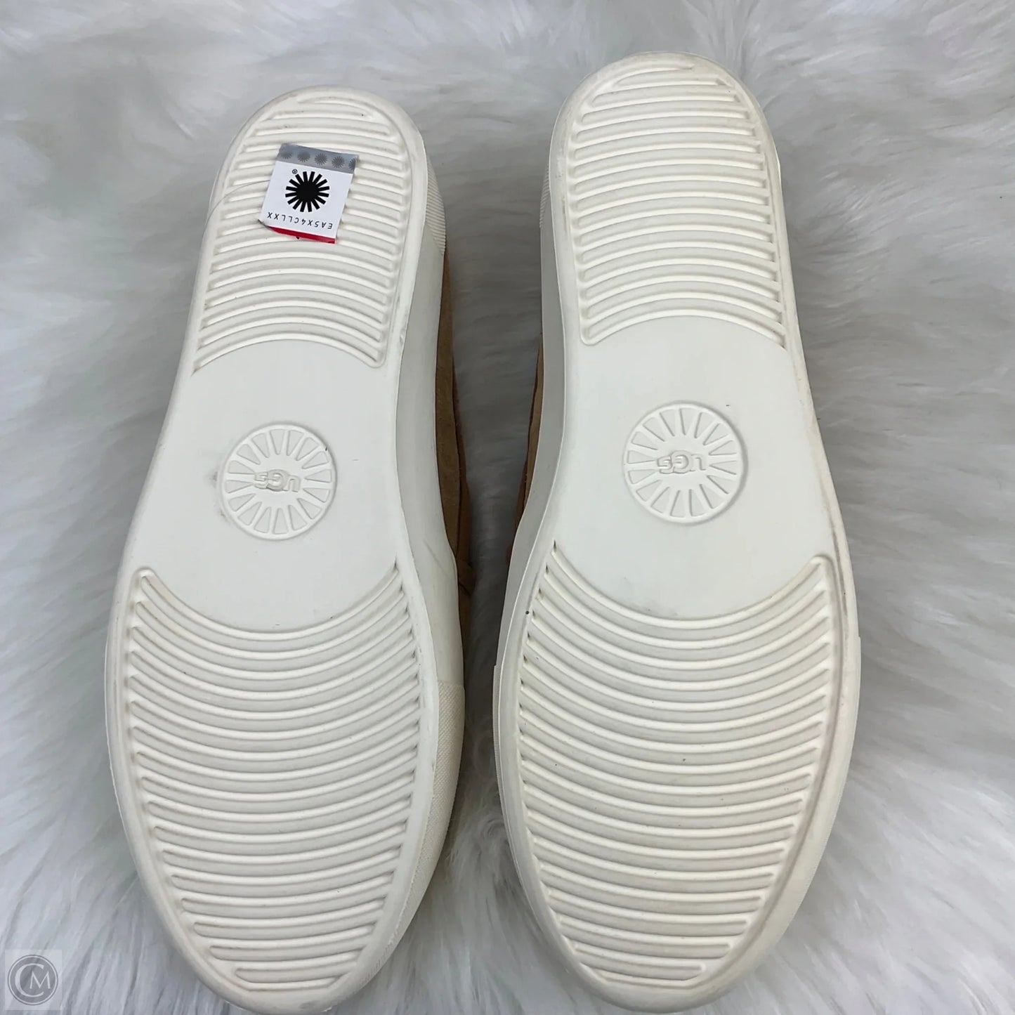 Shoes Designer By Ugg In Beige, Size: 9.5