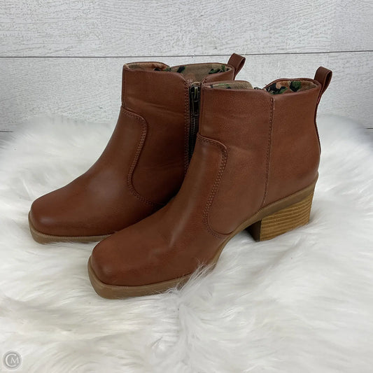 Boots Ankle Heels By Boc In Brown, Size: 8.5