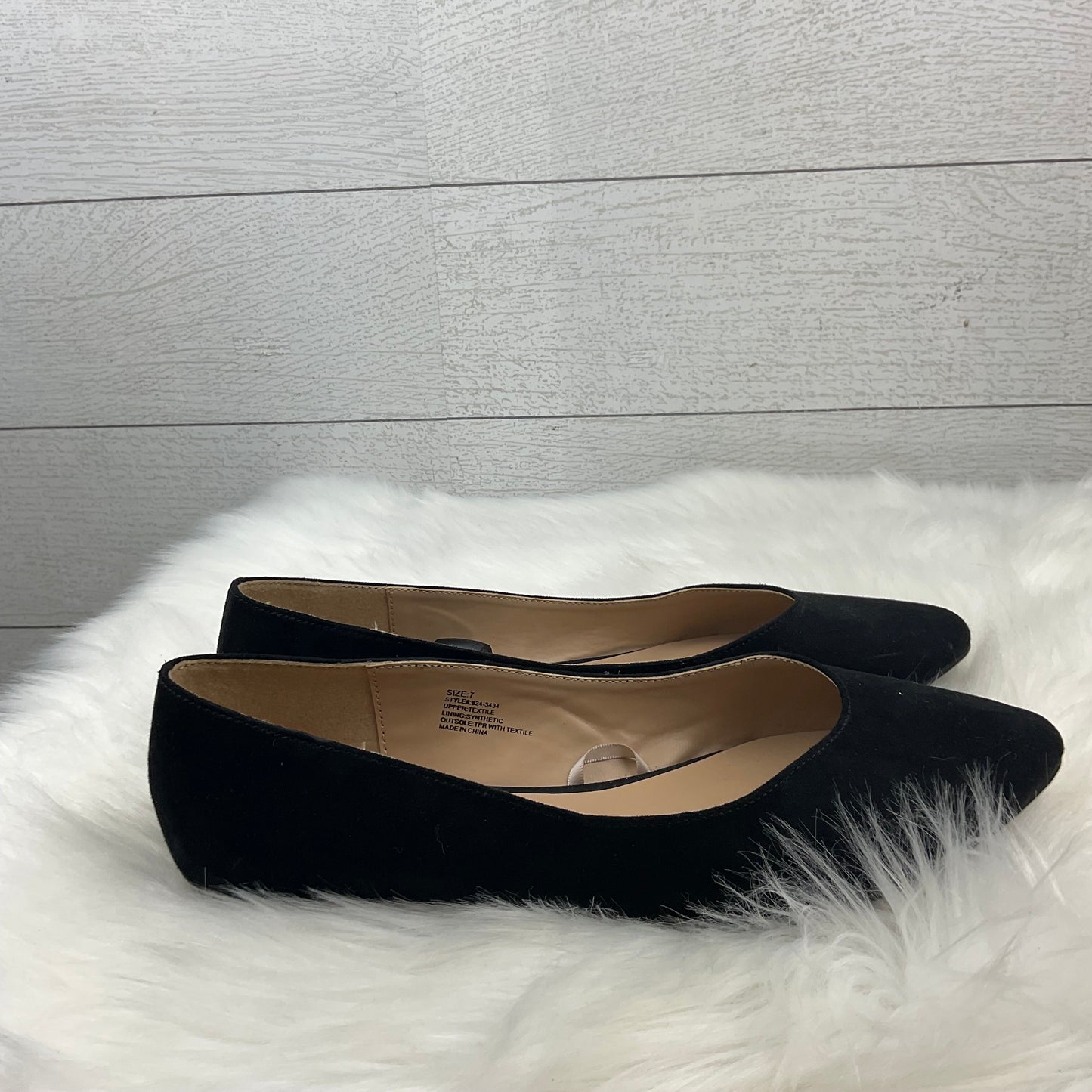 Shoes Flats By New York And Co In Black, Size: 7