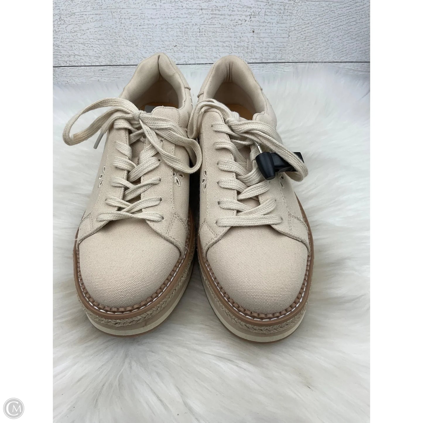 Shoes Sneakers By Dolce Vita In Tan, Size: 8.5