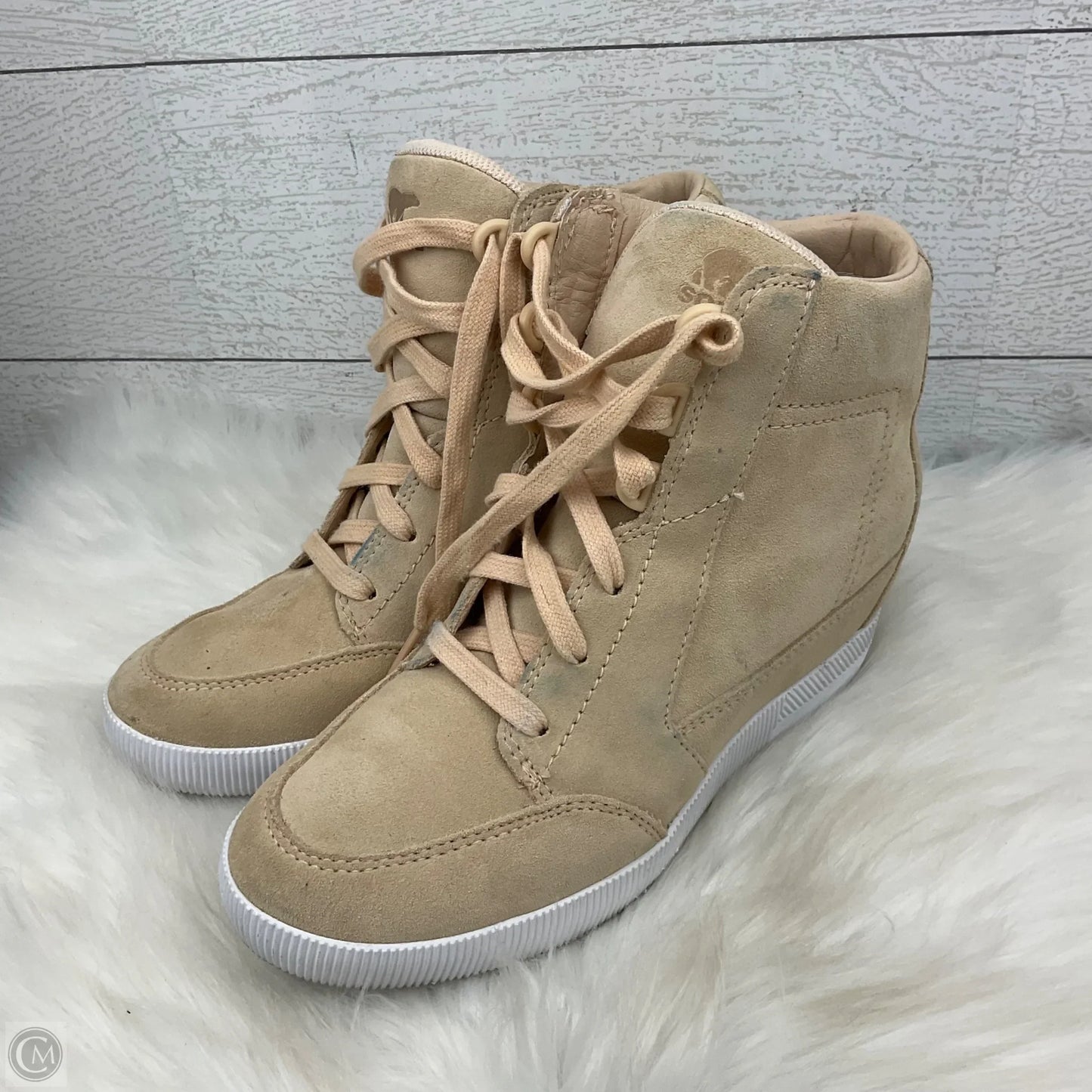 Boots Hiking By Sorel In Tan, Size: 6