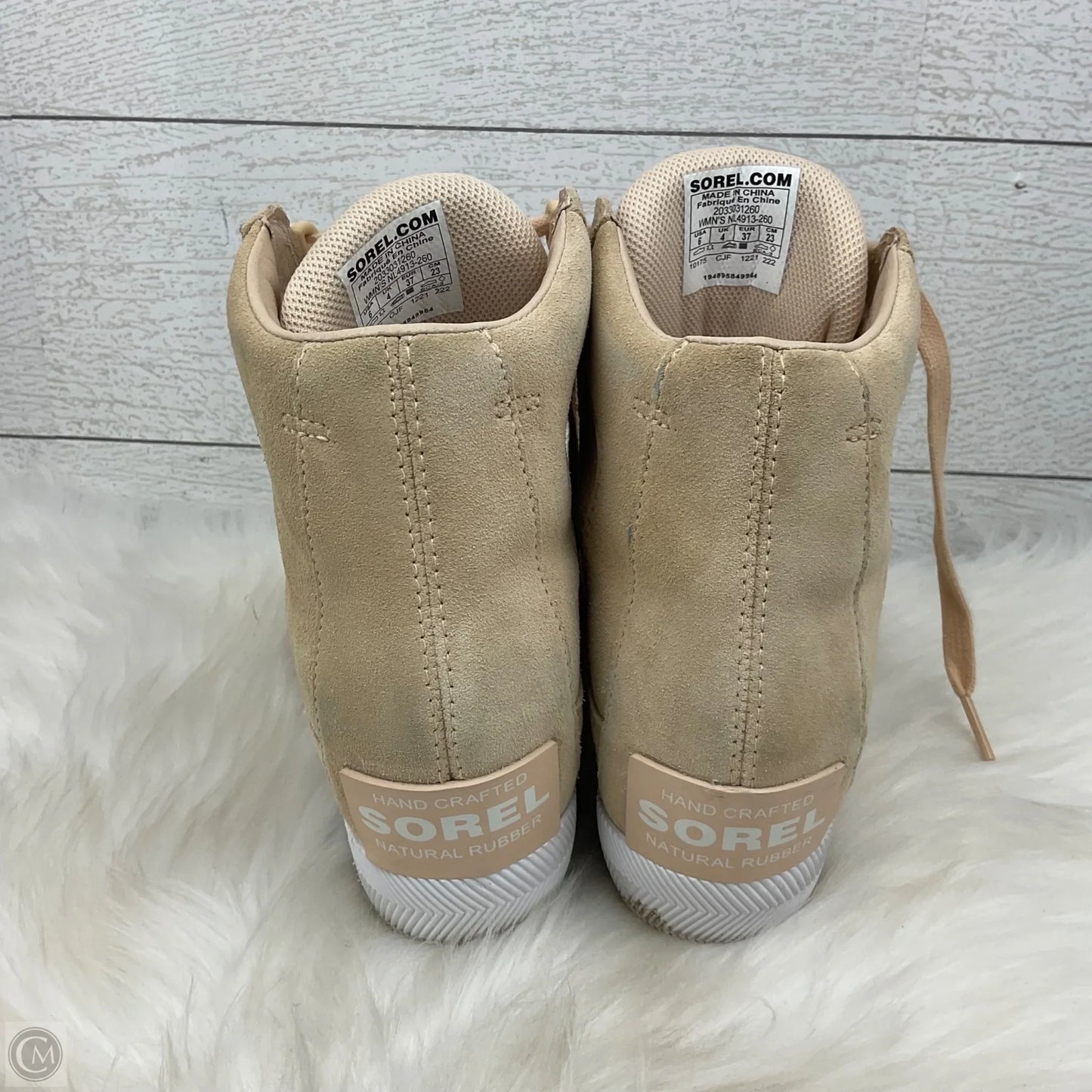 Boots Hiking By Sorel In Tan, Size: 6