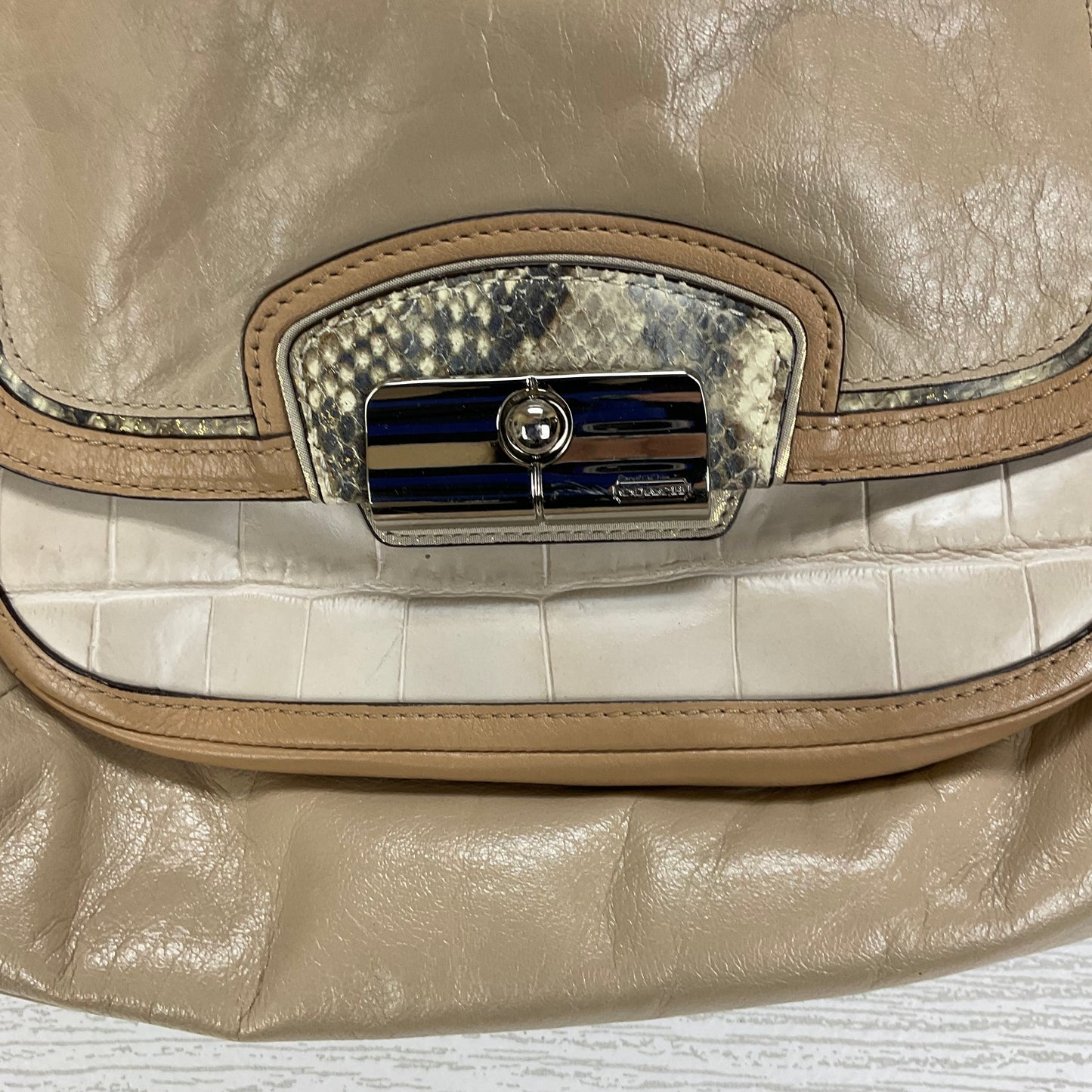 Handbag Designer By Coach  Size: Medium