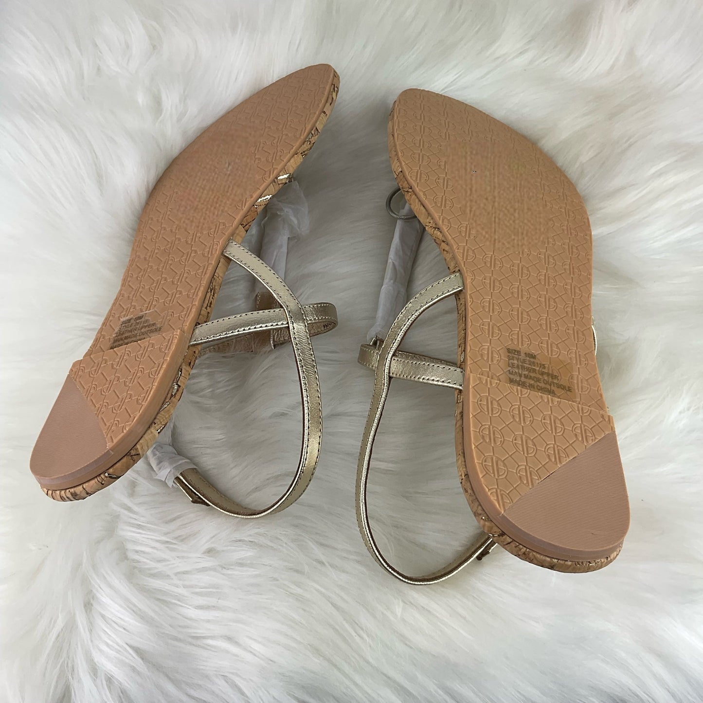 Gold Sandals Designer Lilly Pulitzer, Size 10