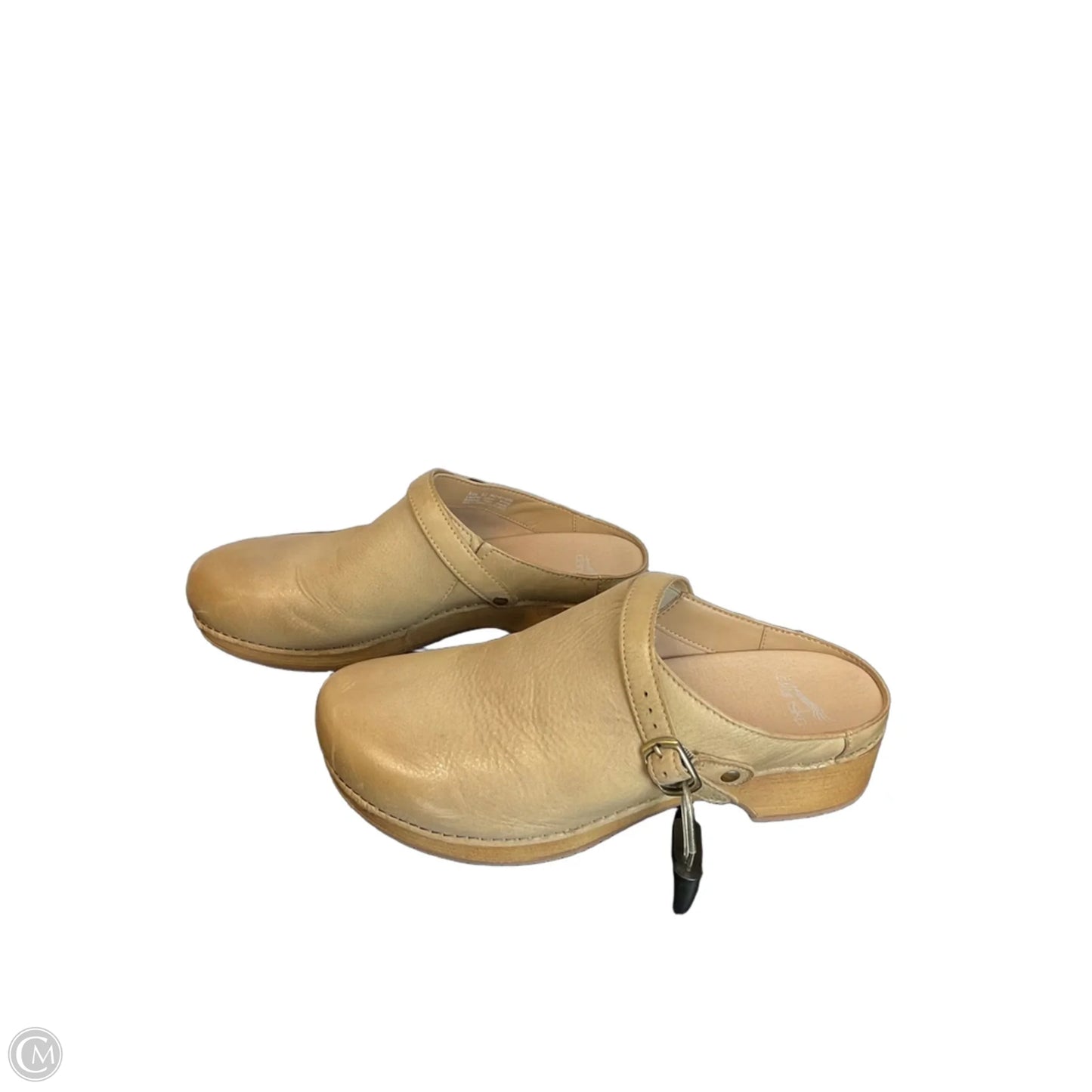 Shoes Flats By Dansko In Tan, Size: 11