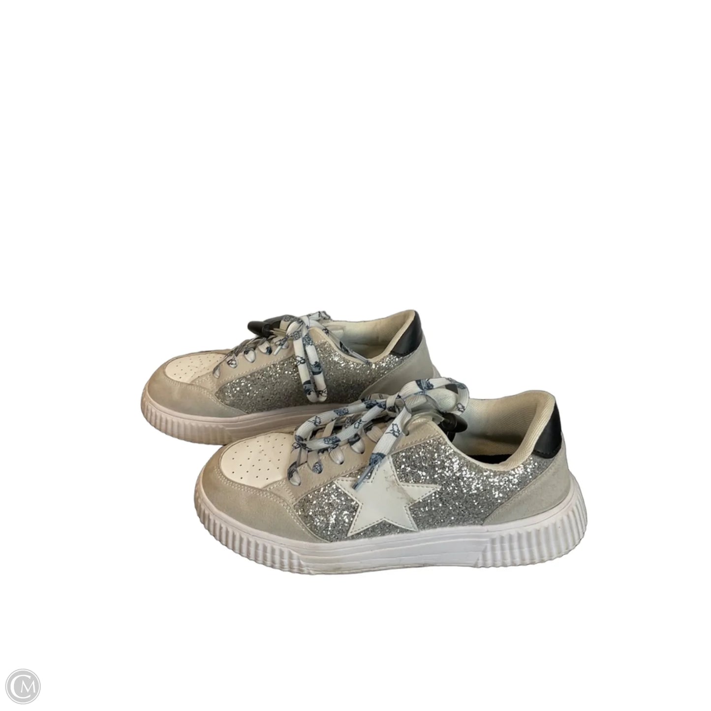 Shoes Sneakers By Clothes Mentor In White, Size: 10