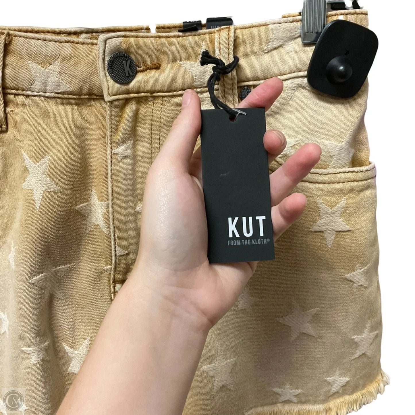 Shorts By Kut In Tan, Size: 0