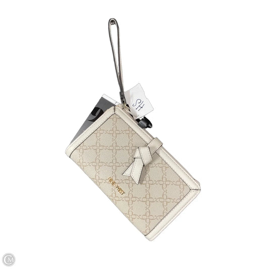 Wallet By Nine West, Size: Medium