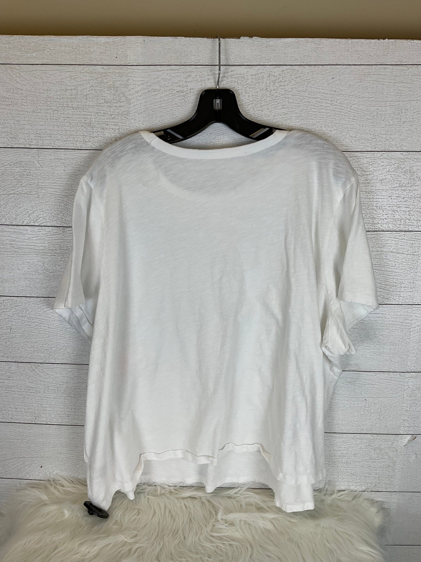 White Top Short Sleeve Old Navy, Size 3x