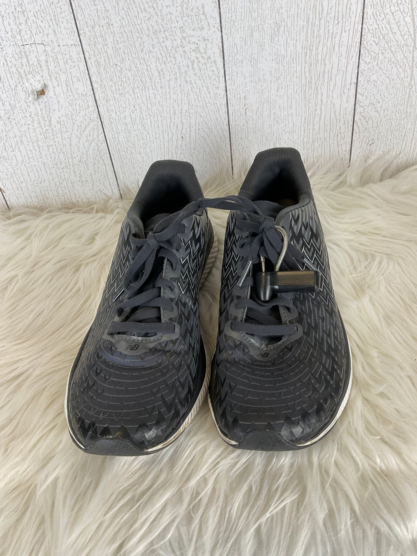 Shoes Athletic By New Balance In Black, Size: 7.5