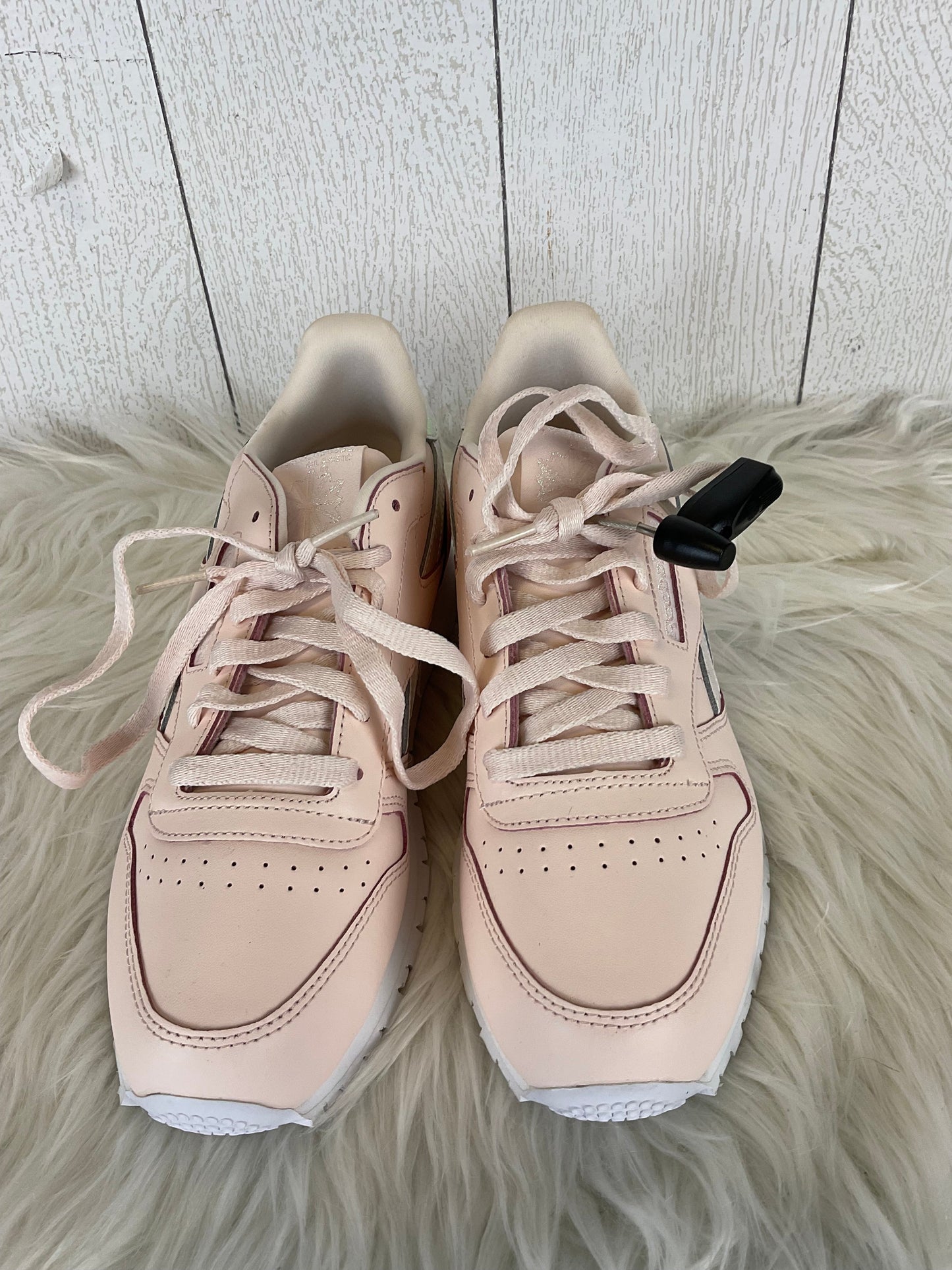 Shoes Sneakers By Reebok In Pink, Size: 5.5