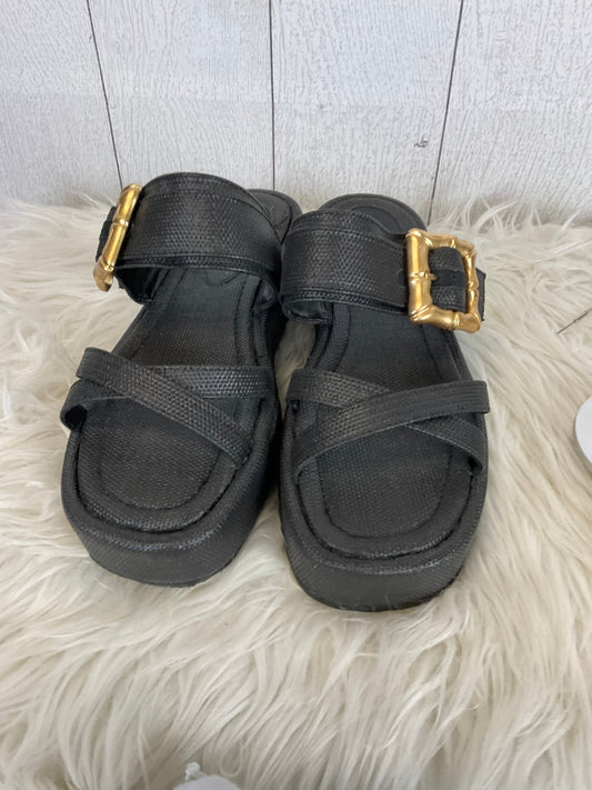 Sandals Designer By Clothes Mentor In Black, Size: 10