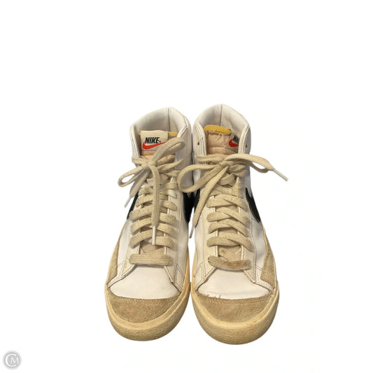 Shoes Athletic By Nike In White, Size: 9.5