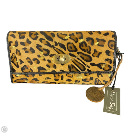Clutch Leather By Myra, Size: Small