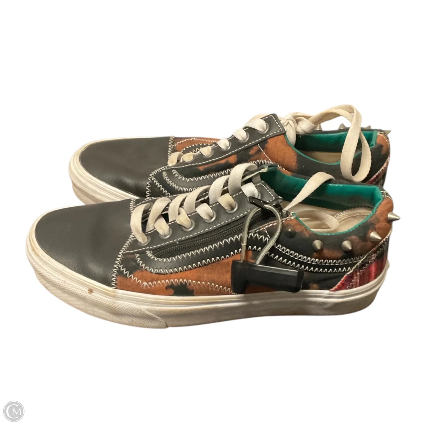 Shoes Sneakers By Vans In Black, Size: 7