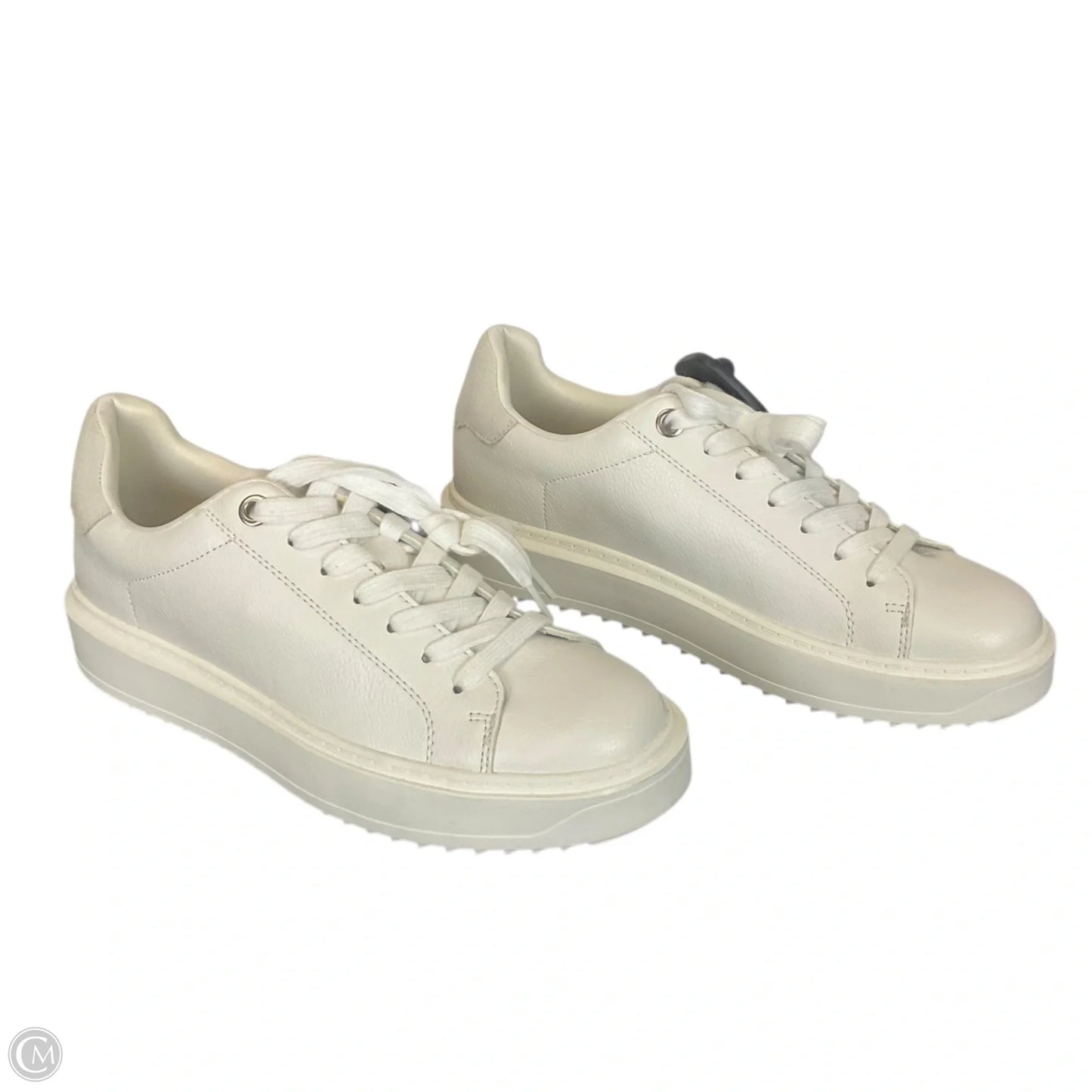 Shoes Sneakers By Steve Madden In White, Size: 10