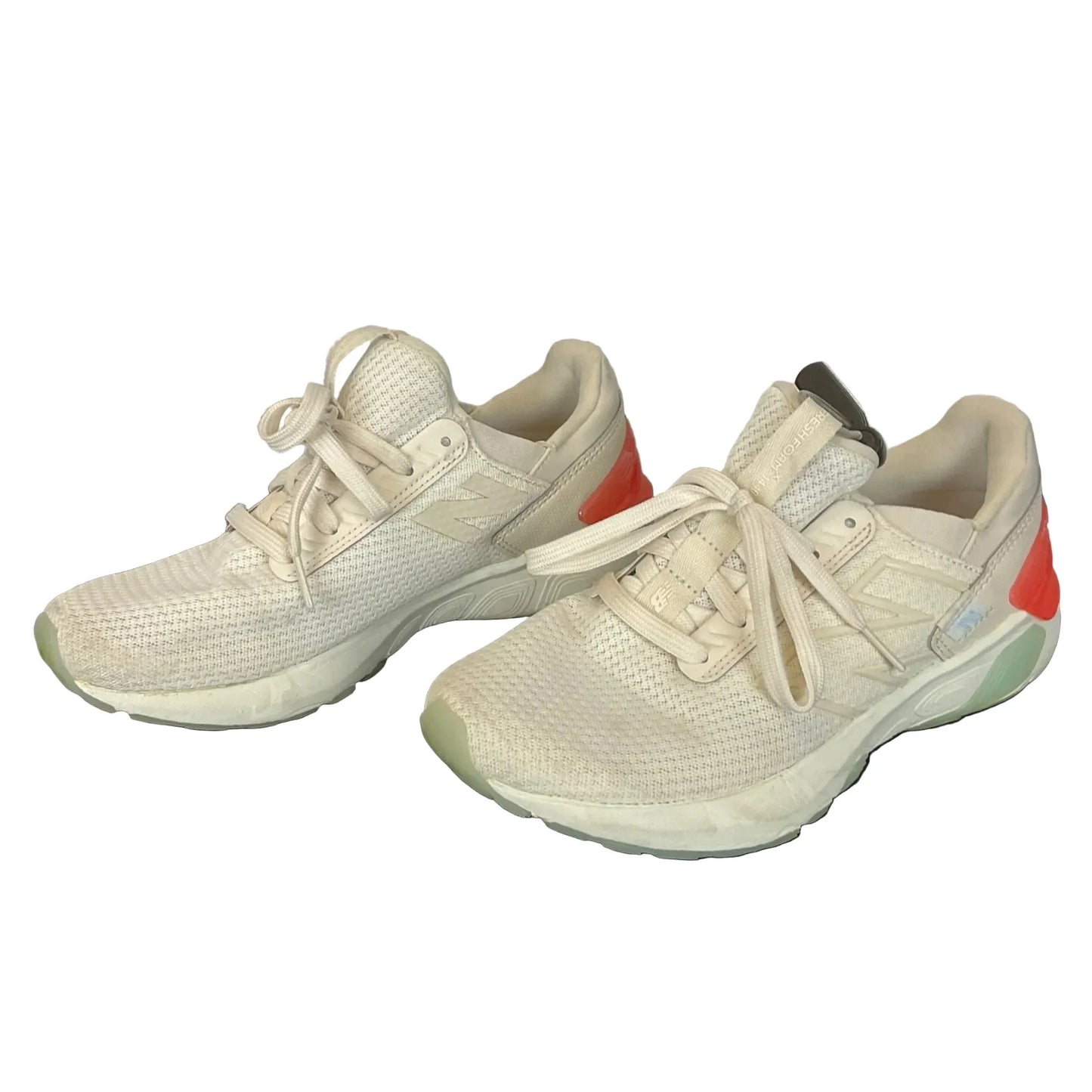 Shoes Athletic By New Balance In Cream, Size: 8.5