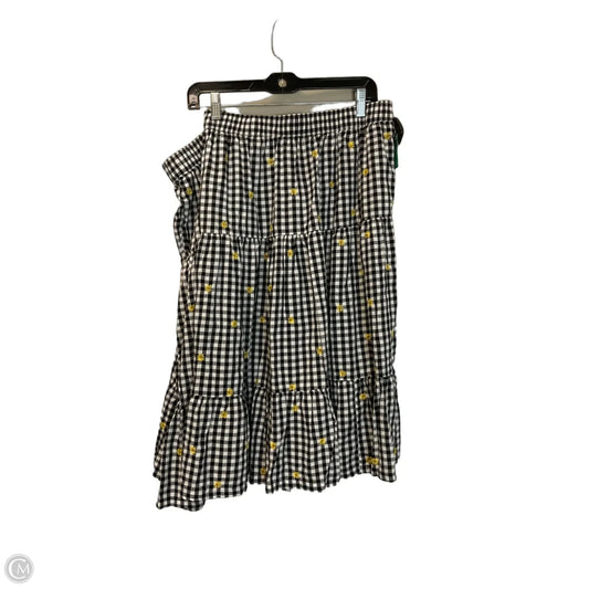 Skirt Mini & Short By Old Navy In Black & White, Size: 4x