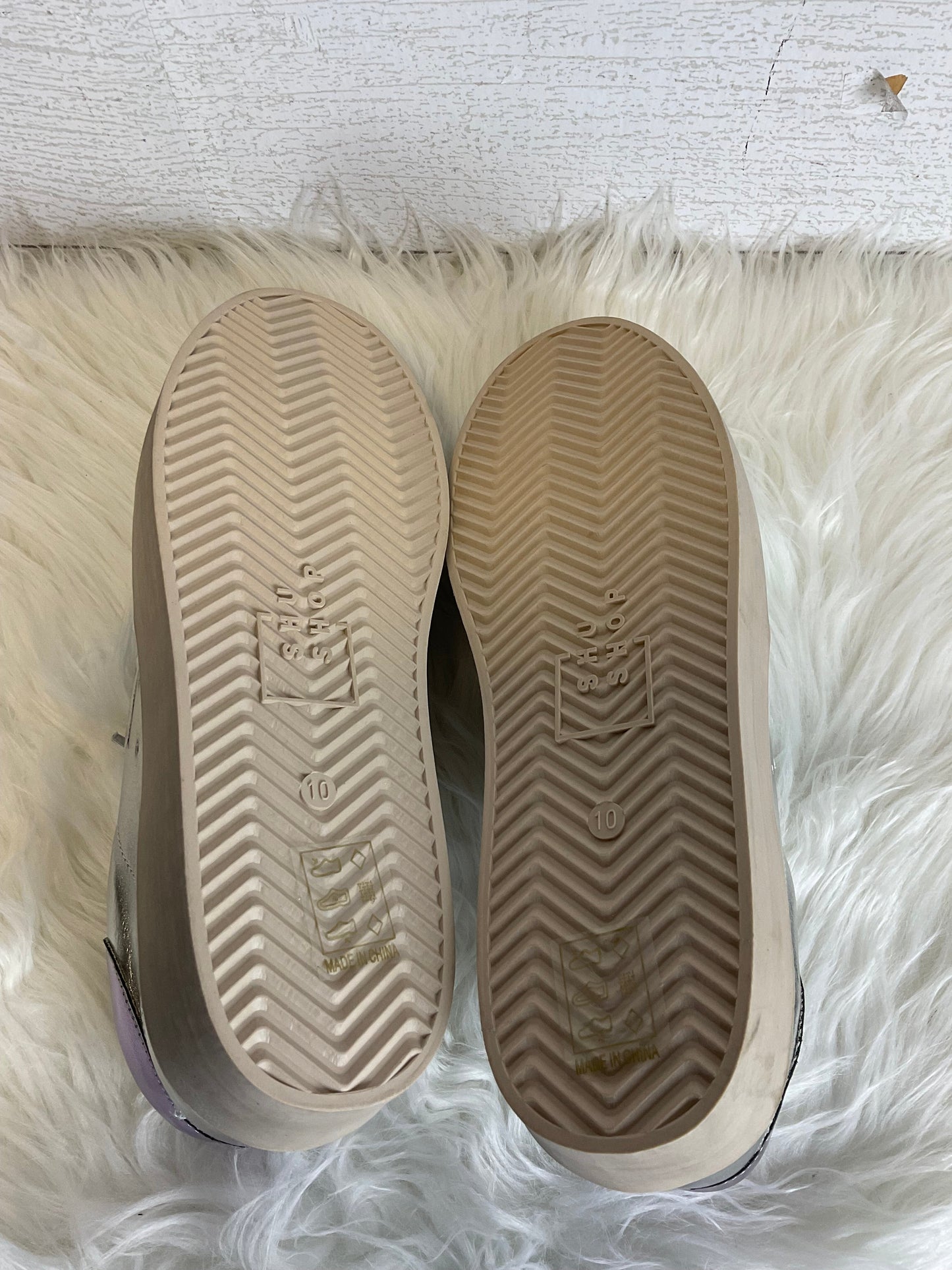 Grey Shoes Flats Shu Shop, Size 10