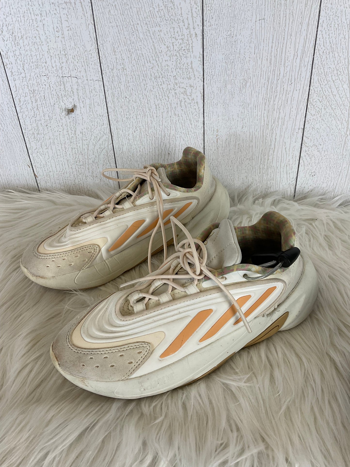 Shoes Athletic By Adidas In Cream, Size: 6.5