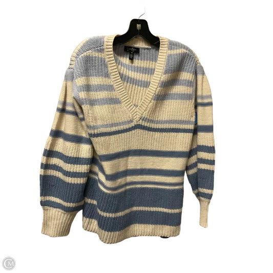 Sweater By Jessica Simpson In Striped Pattern, Size: M