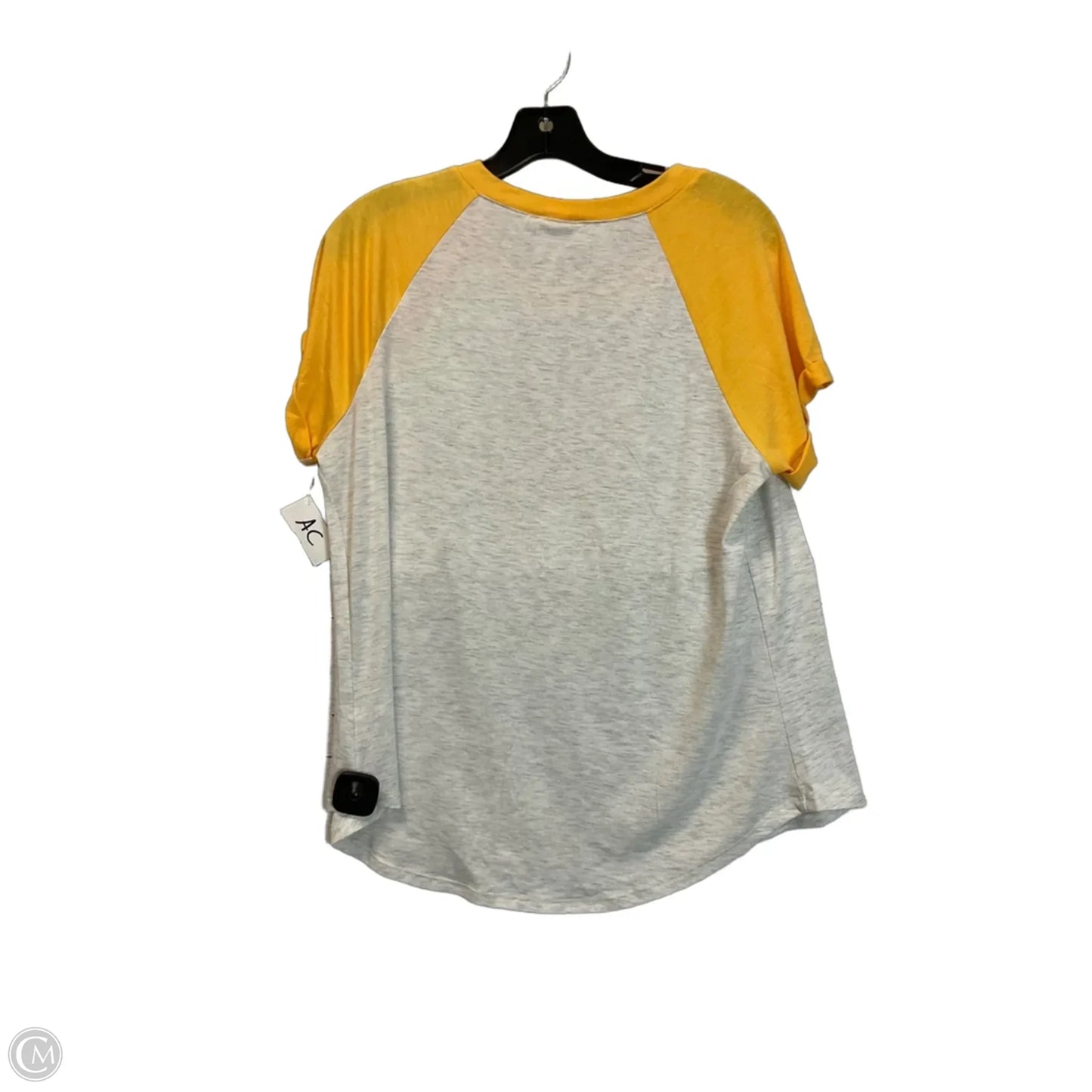 Top Short Sleeve Basic By Clothes Mentor In Grey, Size: L