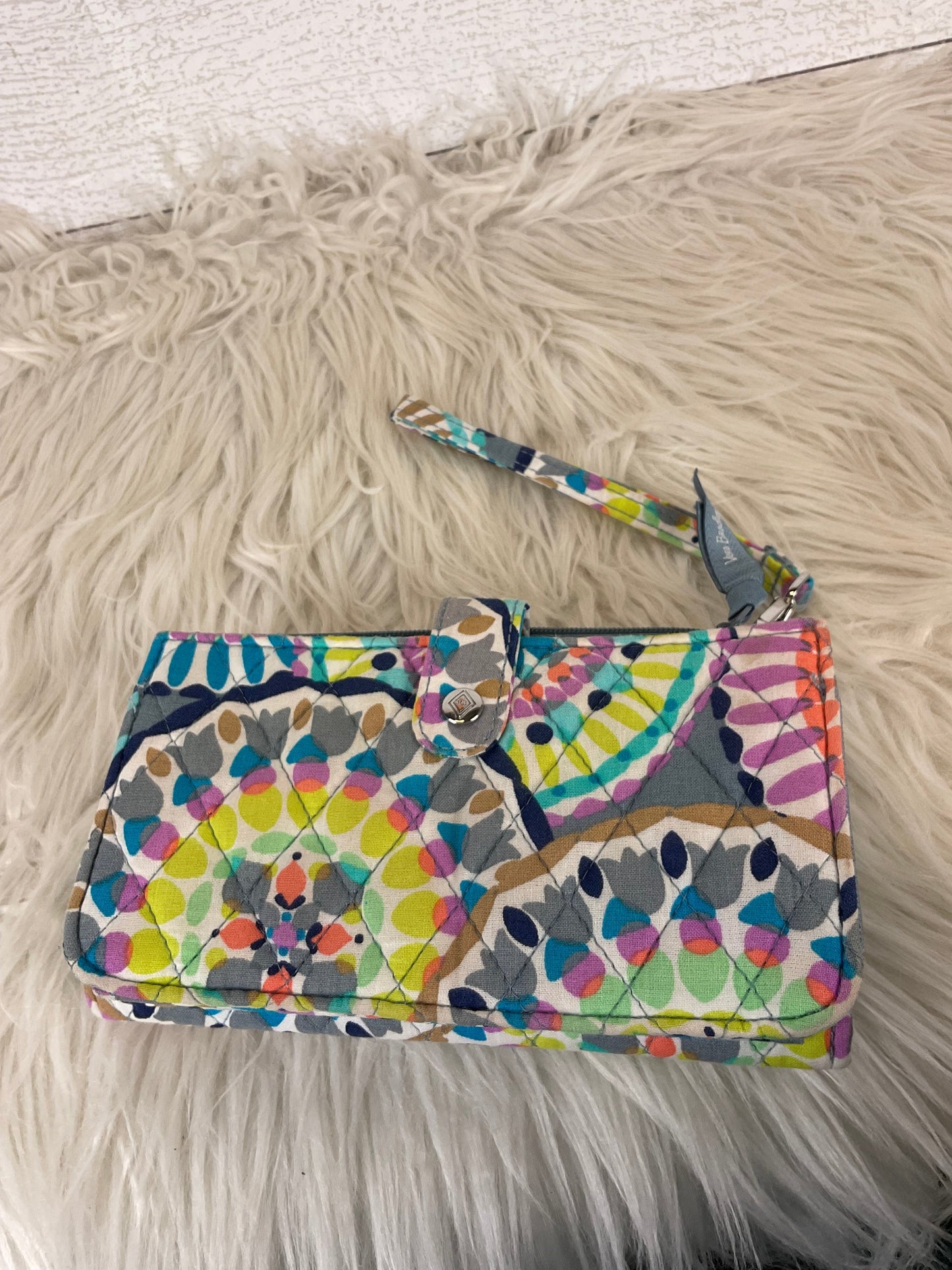 Wallet By Vera Bradley  Size: Medium