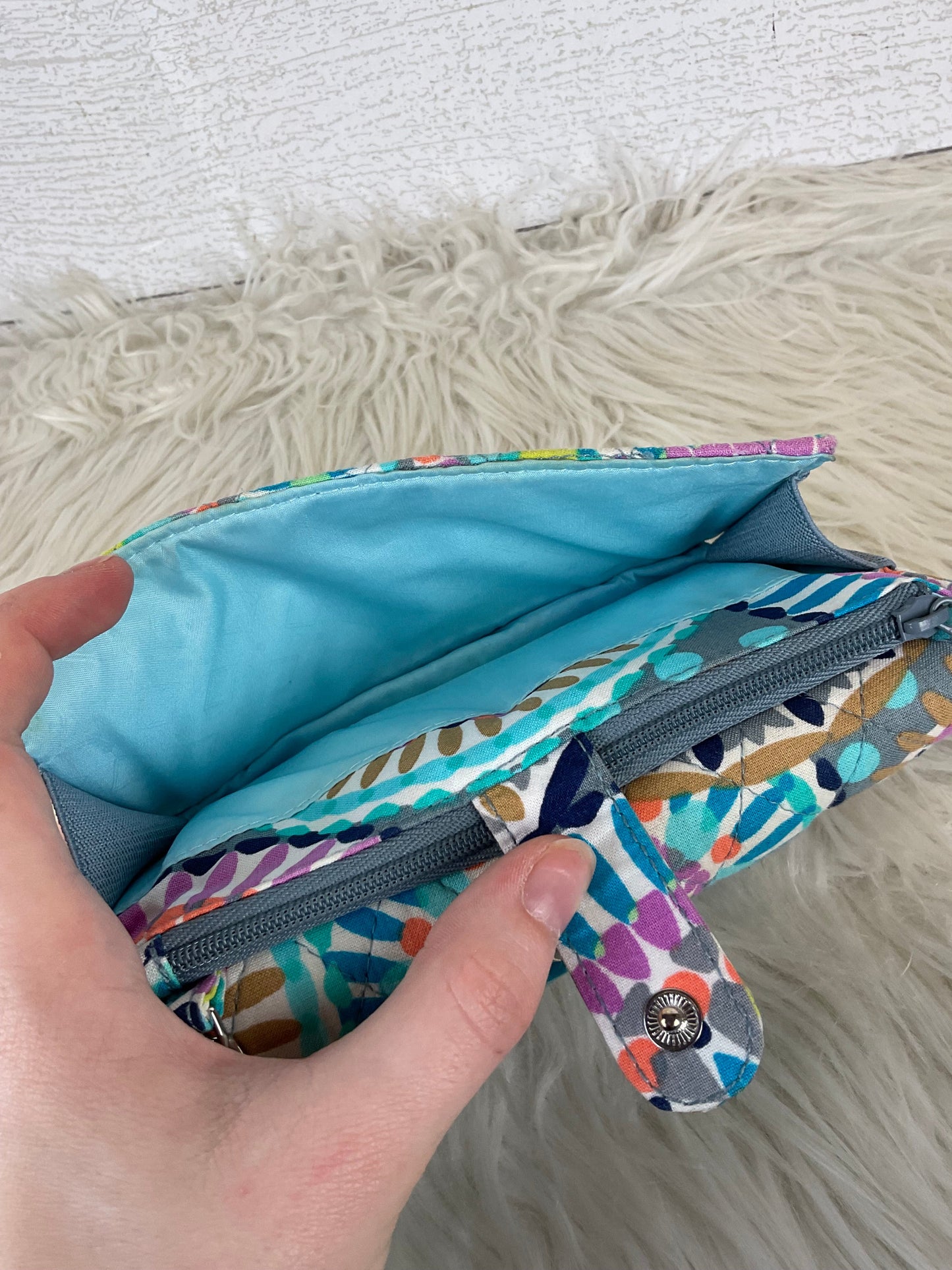 Wallet By Vera Bradley  Size: Medium