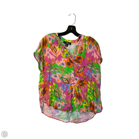 Top Short Sleeve By Clothes Mentor In Multi-colored, Size: M