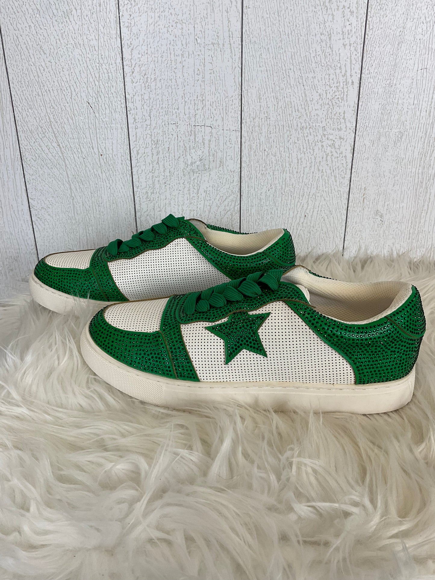 Shoes Sneakers By Corkys In Green, Size: 10