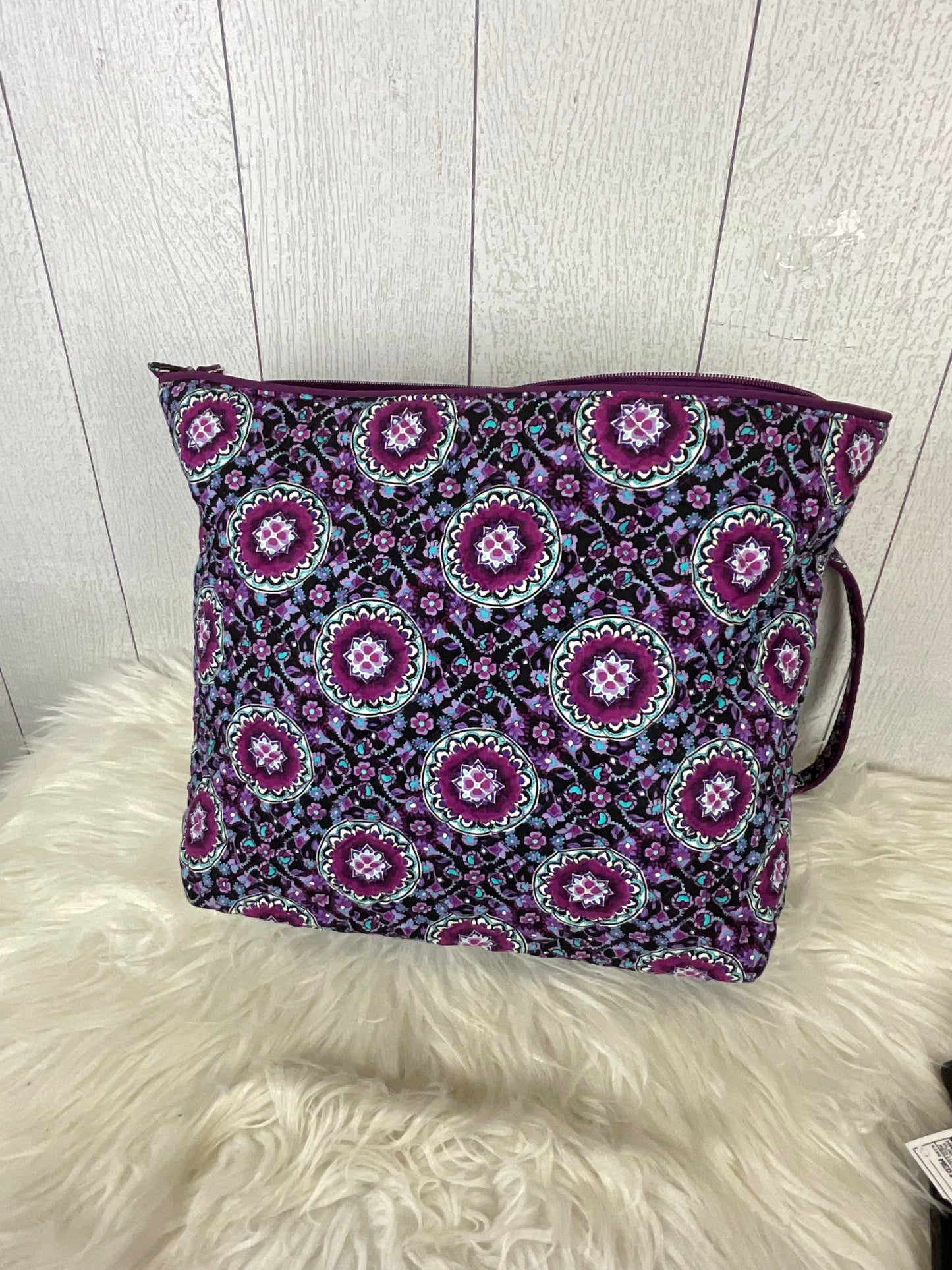 Handbag By Vera Bradley, Size: Medium