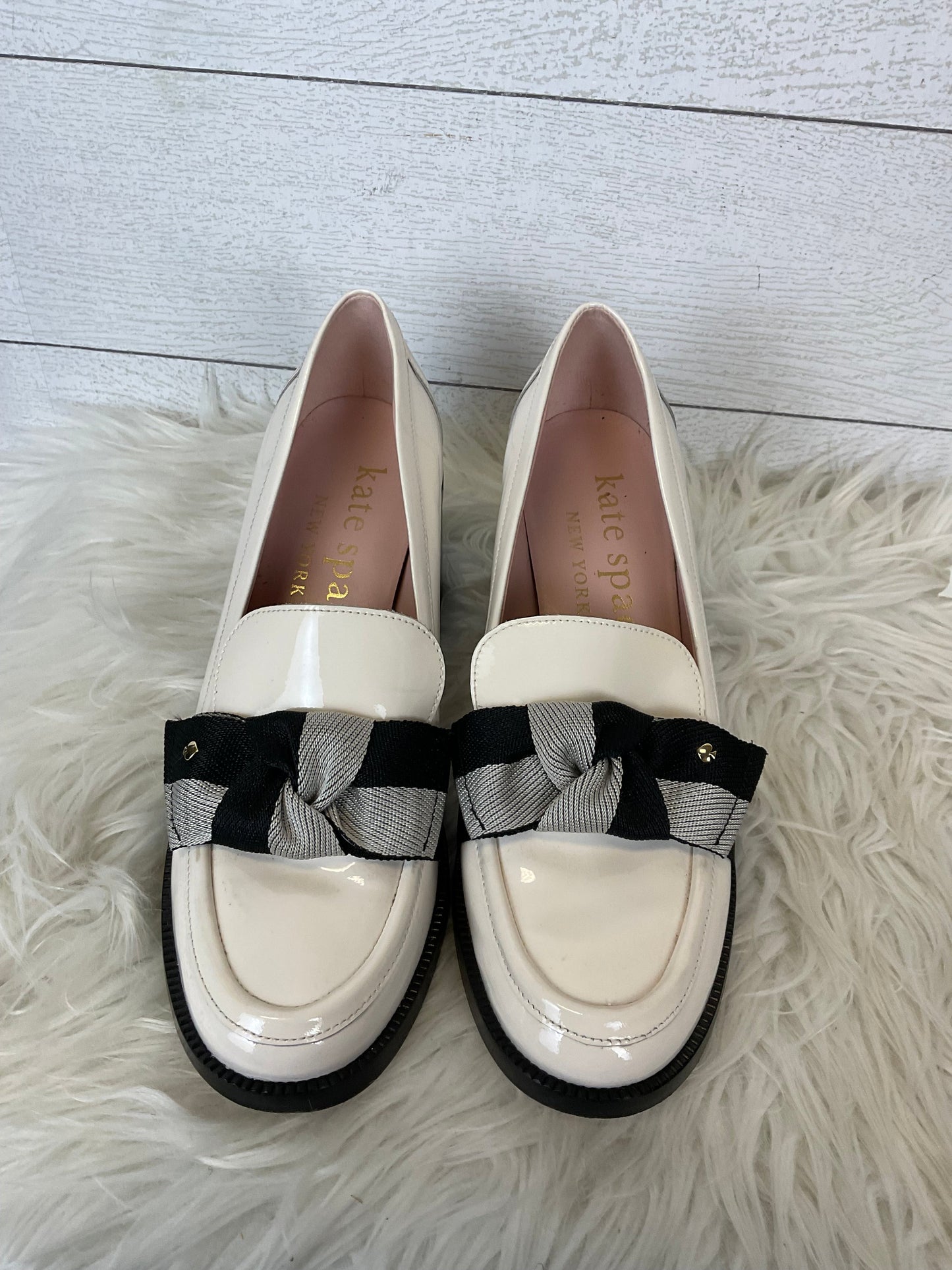 Shoes Designer By Kate Spade In White, Size: 9