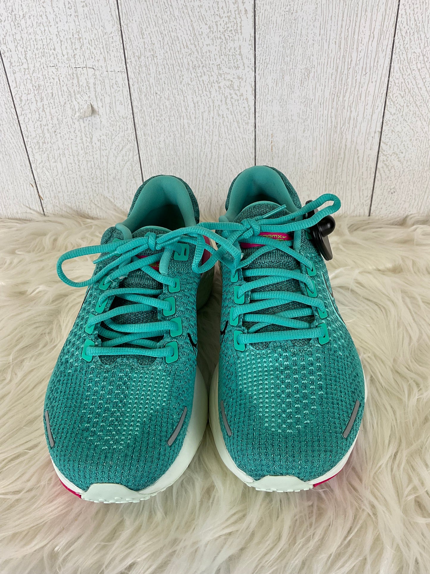 Shoes Athletic By Nike In Teal, Size: 9.5