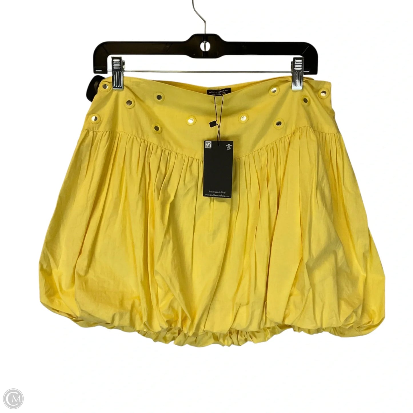 Skirt Mini & Short By Clothes Mentor In Yellow, Size: M
