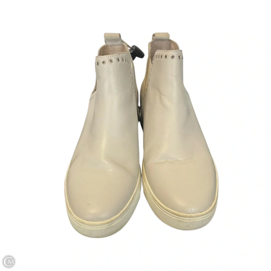 Shoes Flats By Chelsea And Violet In Grey, Size: 6.5