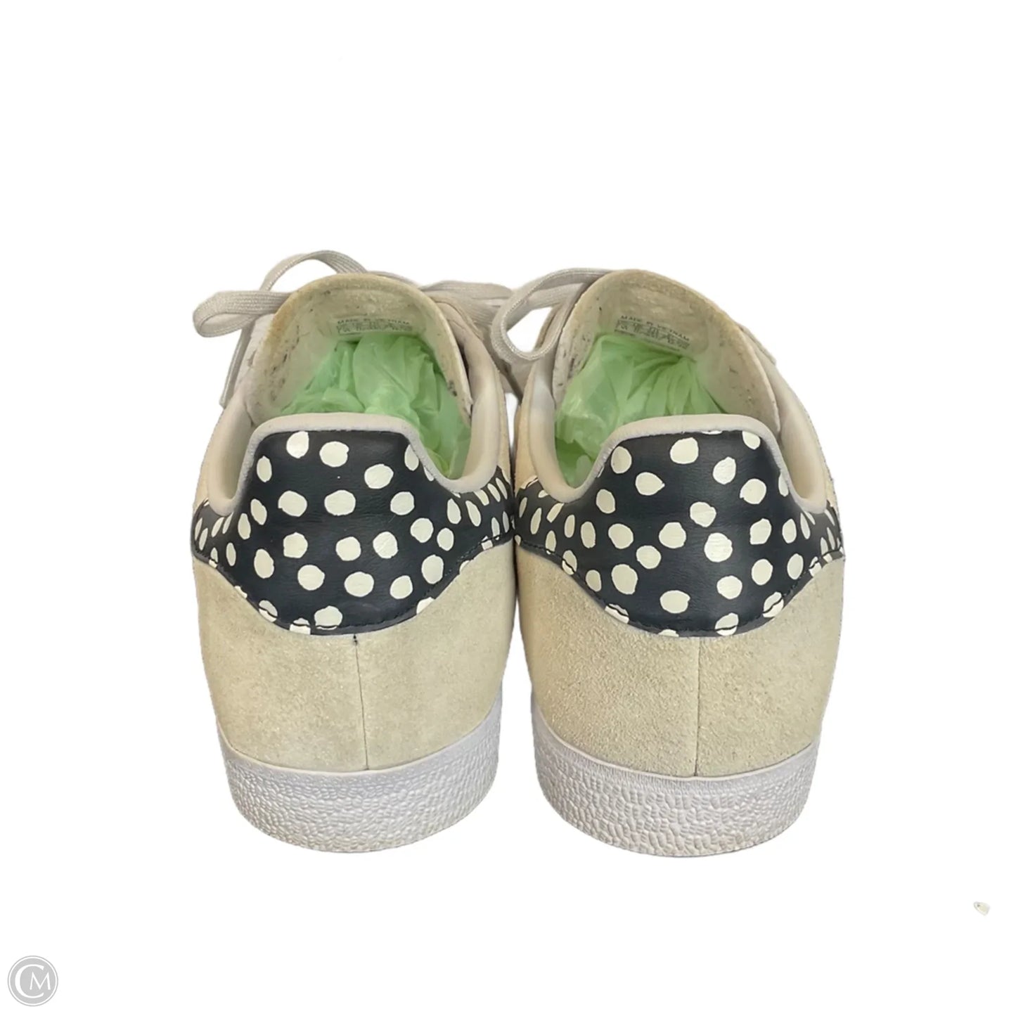 Shoes Athletic By Adidas In White, Size: 7.5