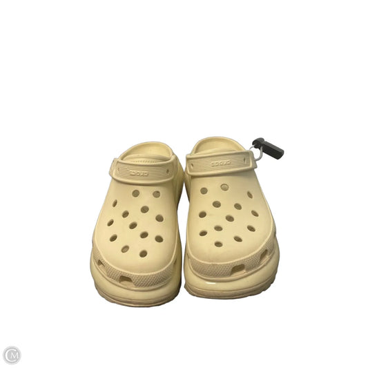 Sandals Sport By Crocs In Cream, Size: 9