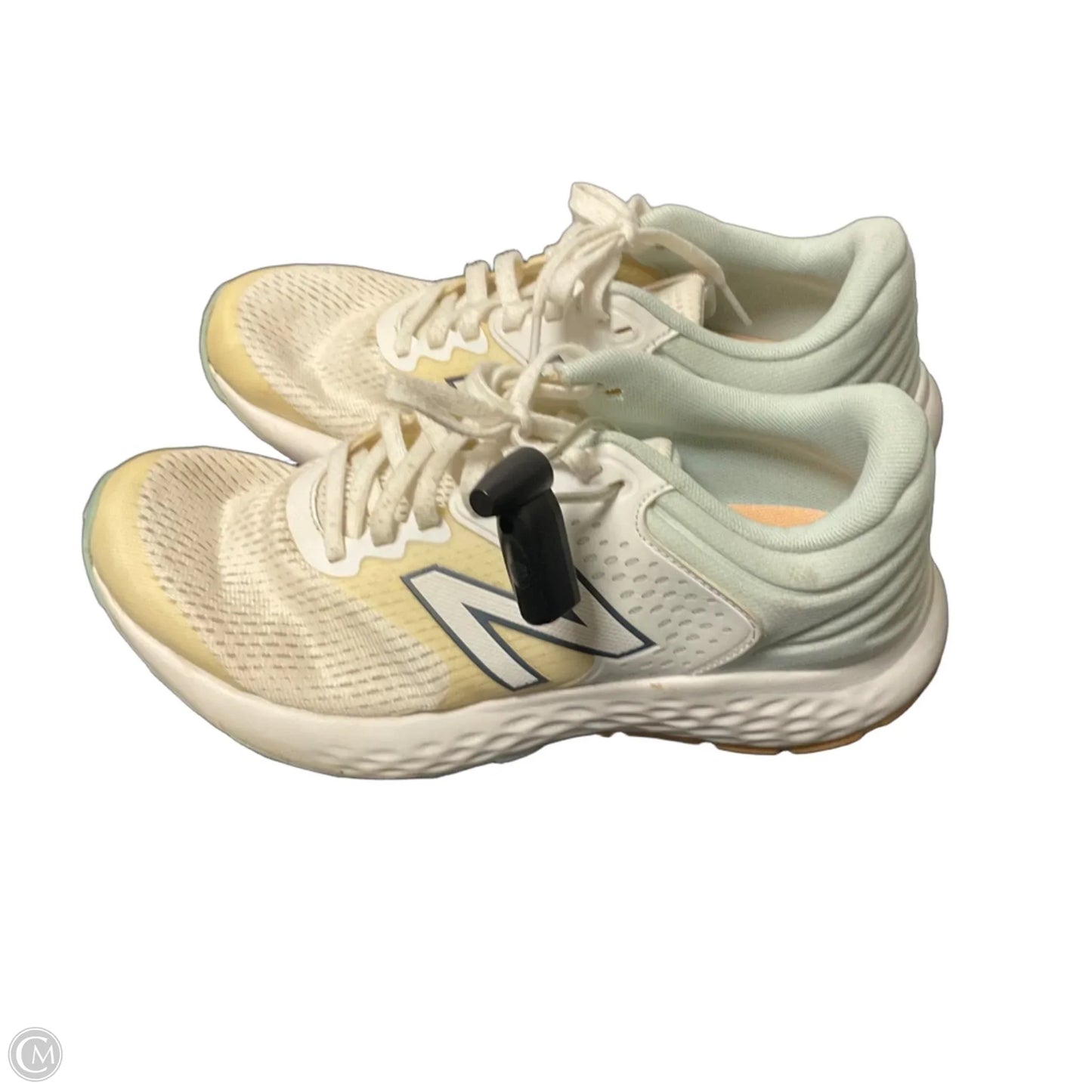 Shoes Athletic By New Balance In Blue & Cream, Size: 6
